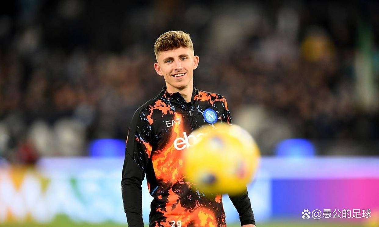 林斯特伦的德甲困局：那不勒斯面临的烫手山芋